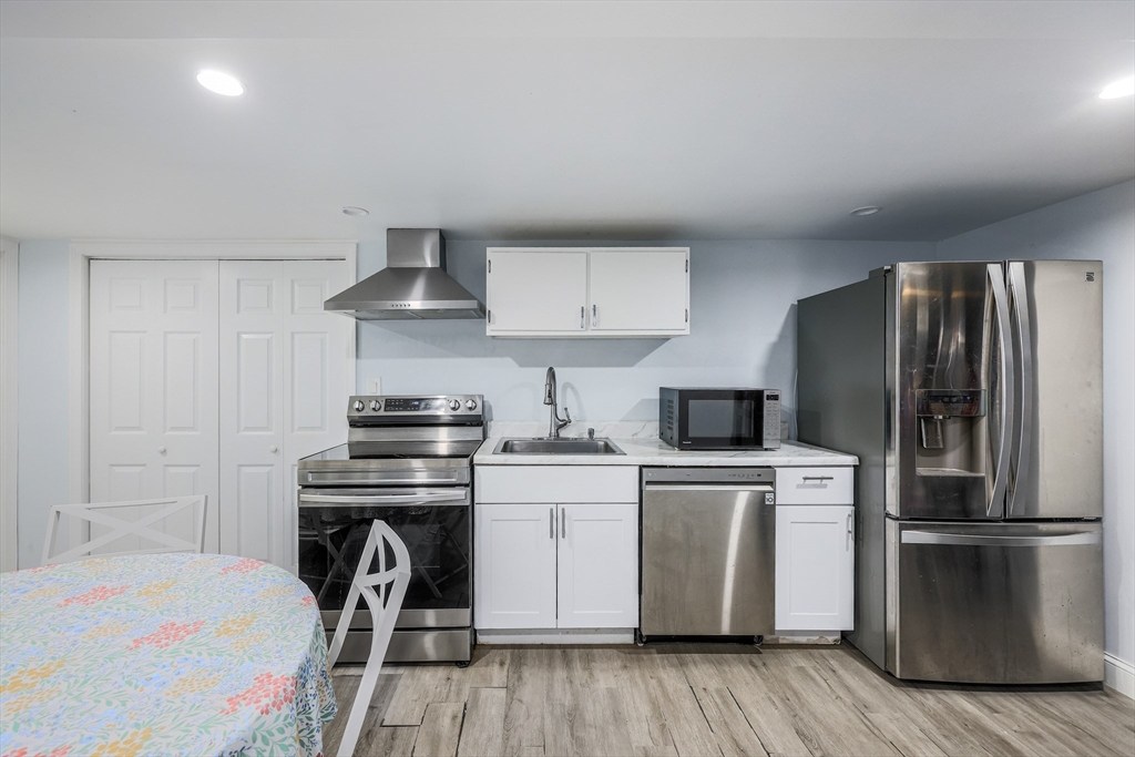 12 Lilian Rd Extension Framingham, MA 01701 - Photo 26 of 32