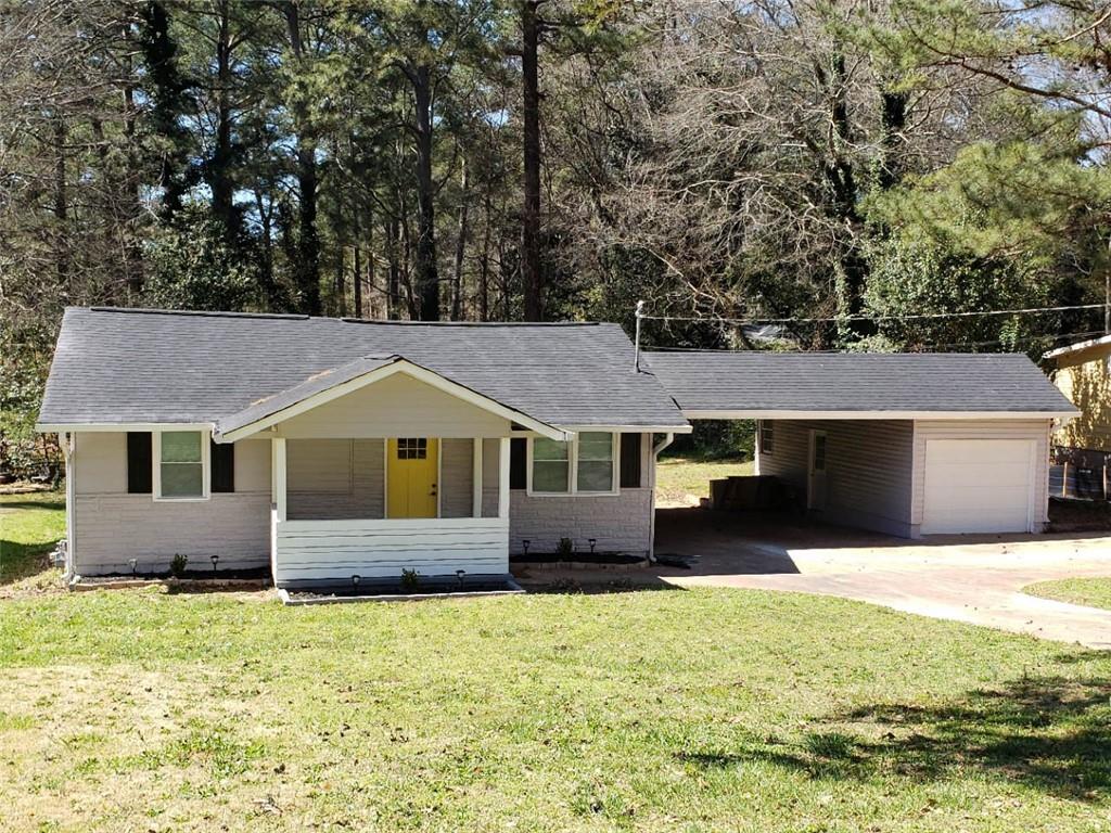 1387 Alverado Way Decatur, GA 30032 - Photo 1 of 1 Curb View