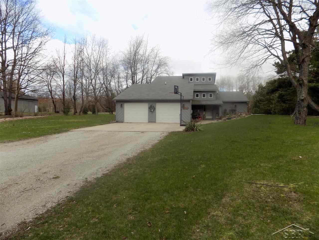 1132 Weeden Road Caro, MI 48723 - Photo 1 of 21 31286768.JPG