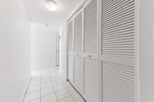 $749,900 | 630 Ocean Drive, Unit 315, Juno Beach, FL 33408