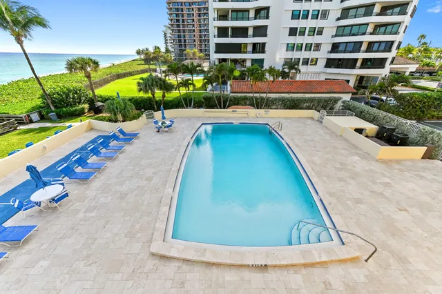 $749,900 | 630 Ocean Drive, Unit 315, Juno Beach, FL 33408