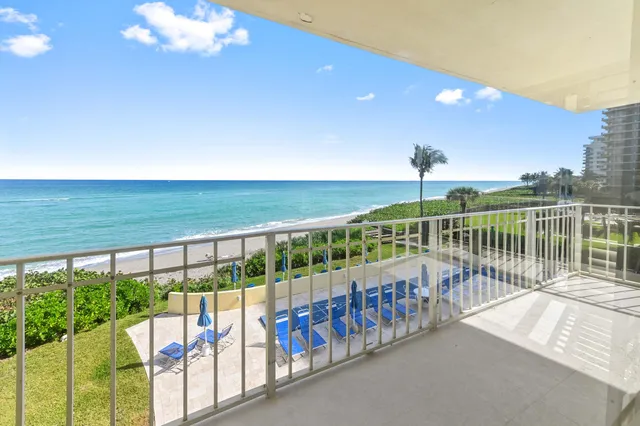 $749,900 | 630 Ocean Drive, Unit 315, Juno Beach, FL 33408