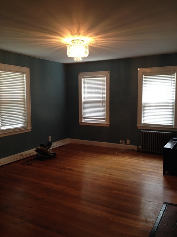 12 Moon Road Lynn, MA 01904 - Photo 14 of 18 Gallery Image 14