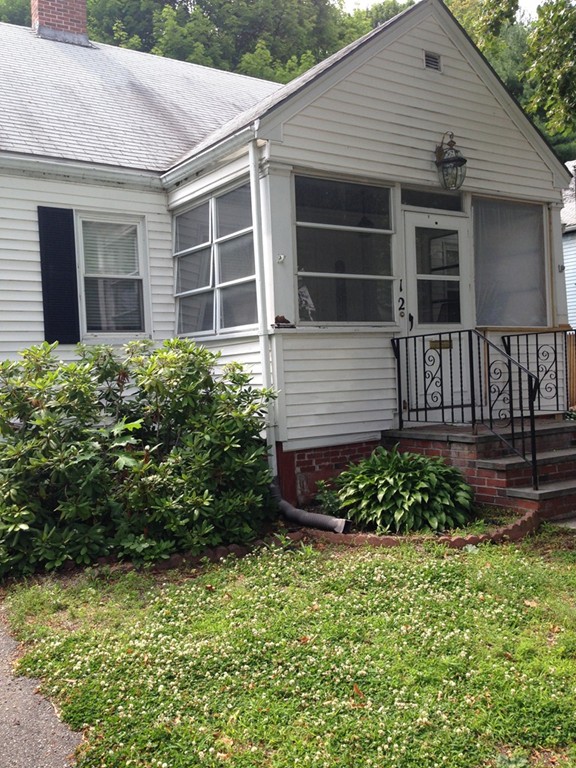 12 Moon Road Lynn, MA 01904 - Photo 5 of 18 Gallery Image 5