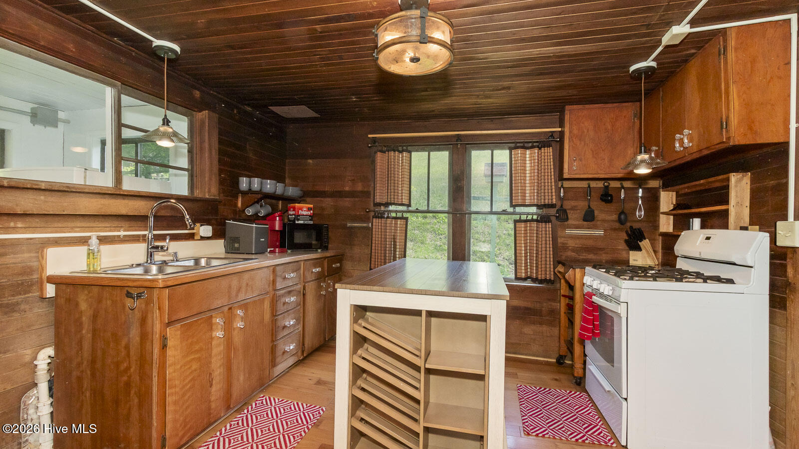 1740 Winding Stairs Road Topton, NC 28781 - Photo 34 of 129
