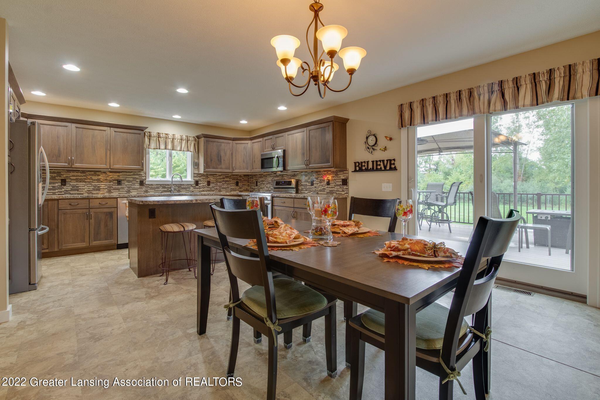 8800 Leverett Road Grand Ledge, MI 48837 - Photo 18 of 53 7_7irXZQ