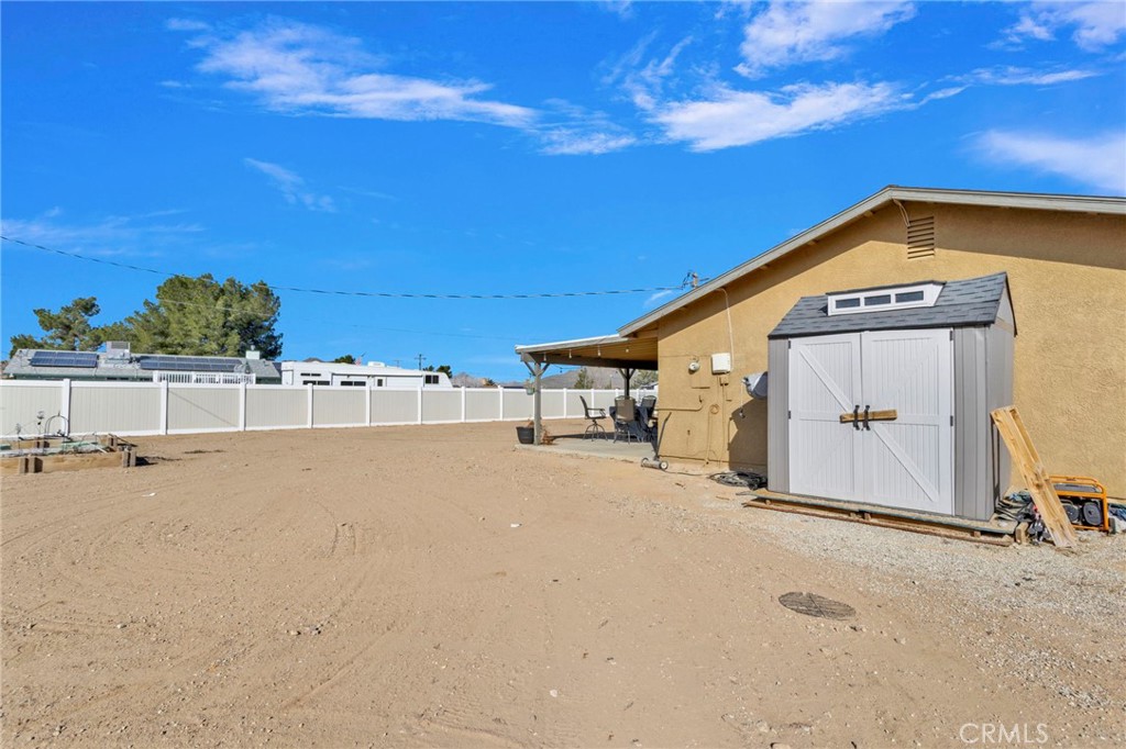 16654 Pawnee Road Apple Valley, CA 92307 - Photo 37 of 42