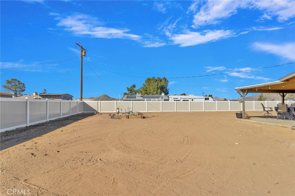 16654 Pawnee Road Apple Valley, CA 92307 - Photo 38 of 42