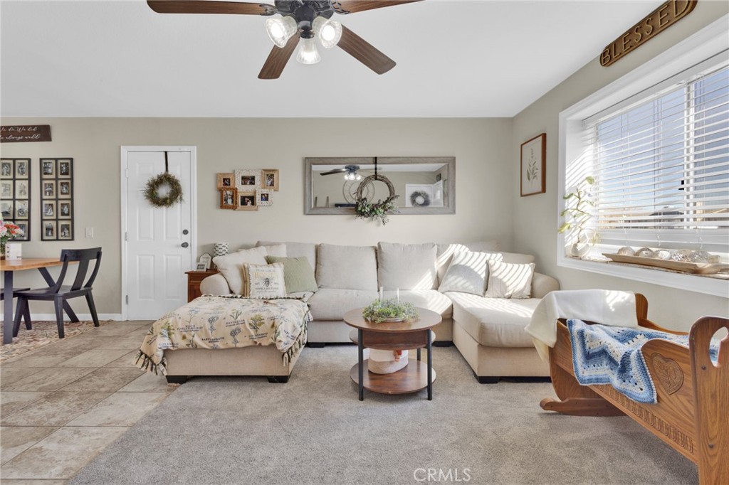 16654 Pawnee Road Apple Valley, CA 92307 - Photo 7 of 42