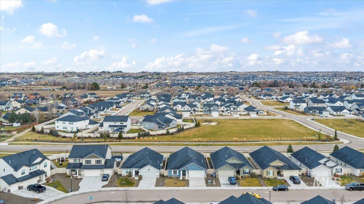 11922 West Box Canyon Street Star, ID 83669 - Photo 37 of 44