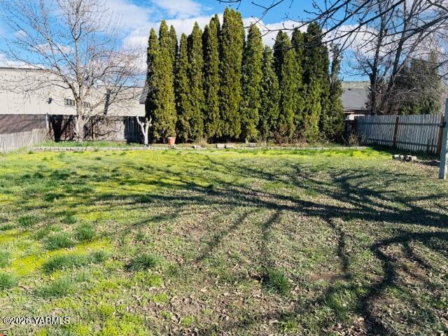 513 South 3rd Street Selah, WA 98942 - Photo 4 of 4 IMG_7472