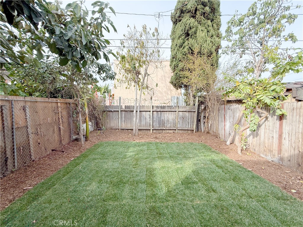 1485 West 154th Street Compton, CA 90220 - Photo 17 of 18