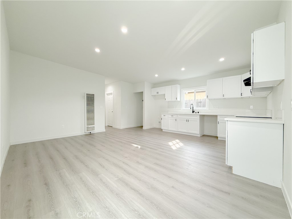 1485 West 154th Street Compton, CA 90220 - Photo 5 of 18