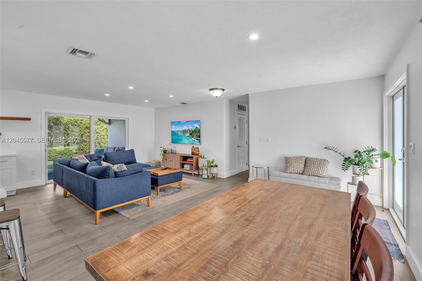 1807 Southwest 102nd Place Miami, FL 33165 - Photo 9 of 52