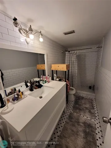 $380,000 | 3210 Spanish Wells Drive, Unit 27A, Delray Beach, FL 33445