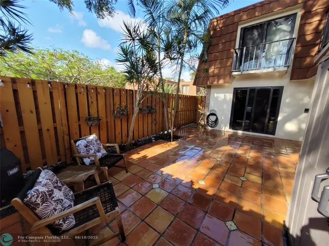 $380,000 | 3210 Spanish Wells Drive, Unit 27A, Delray Beach, FL 33445