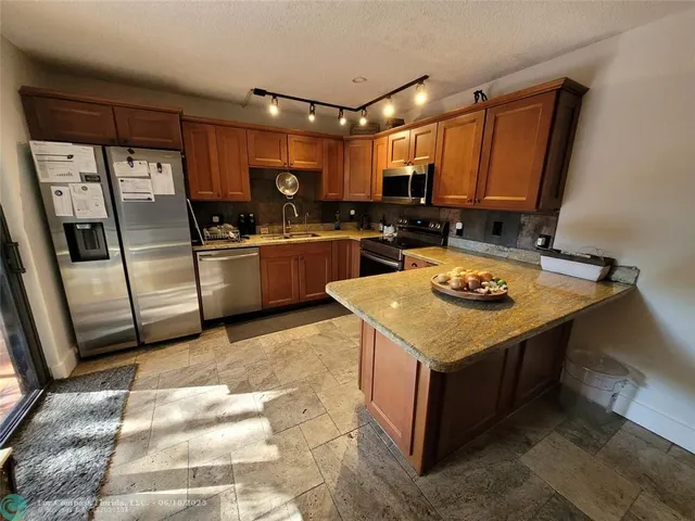 $380,000 | 3210 Spanish Wells Drive, Unit 27A, Delray Beach, FL 33445