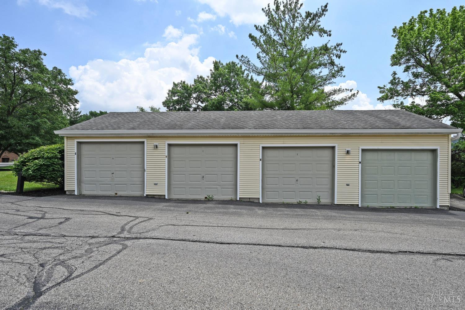 9325 Winton Road, Unit 6 Cincinnati, OH 45231 - Photo 13 of 13