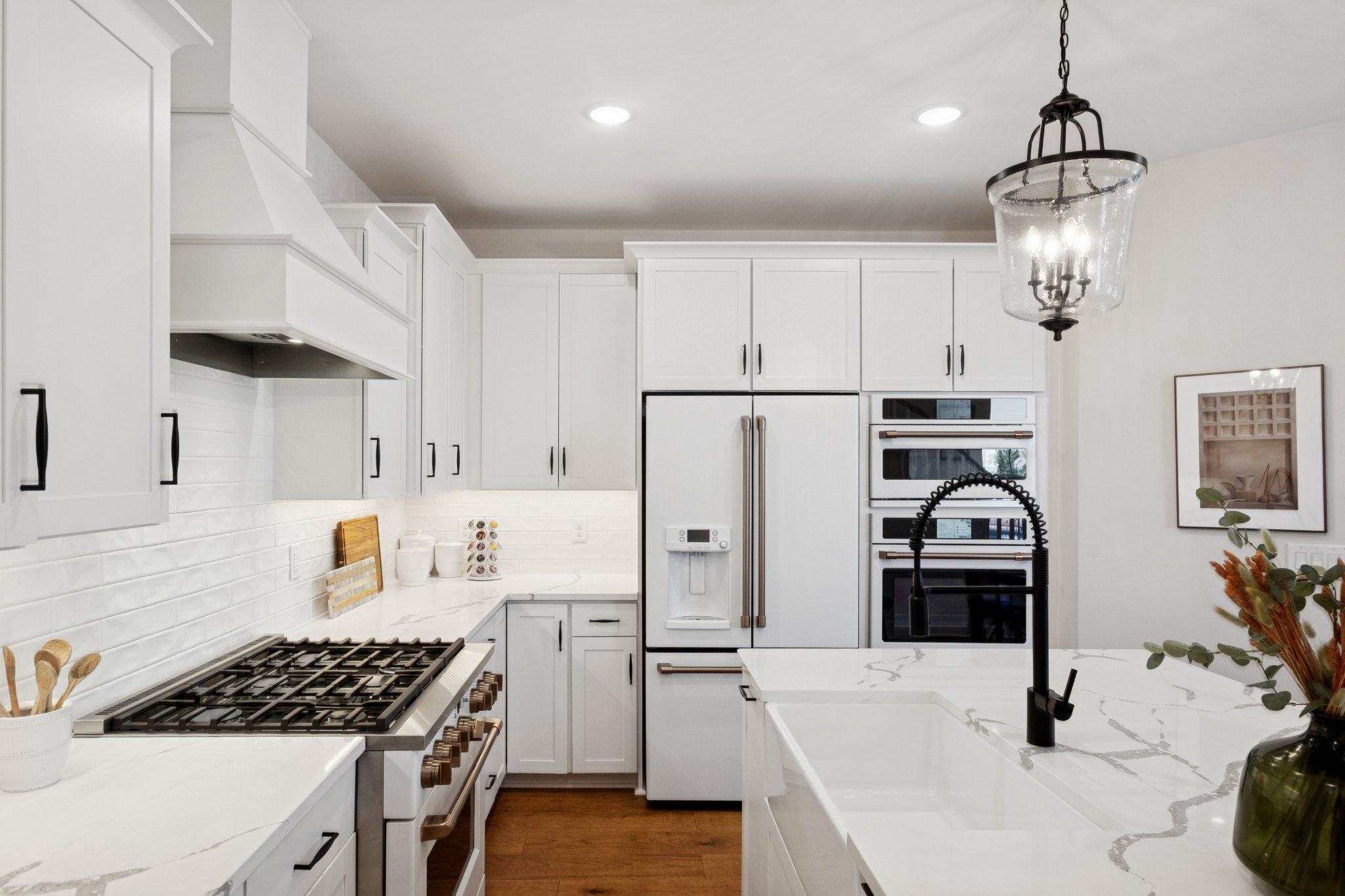 14980 Deco Circle Chantilly, VA 20151 - Photo 7 of 25 SAMPLE PHOTO ONLY