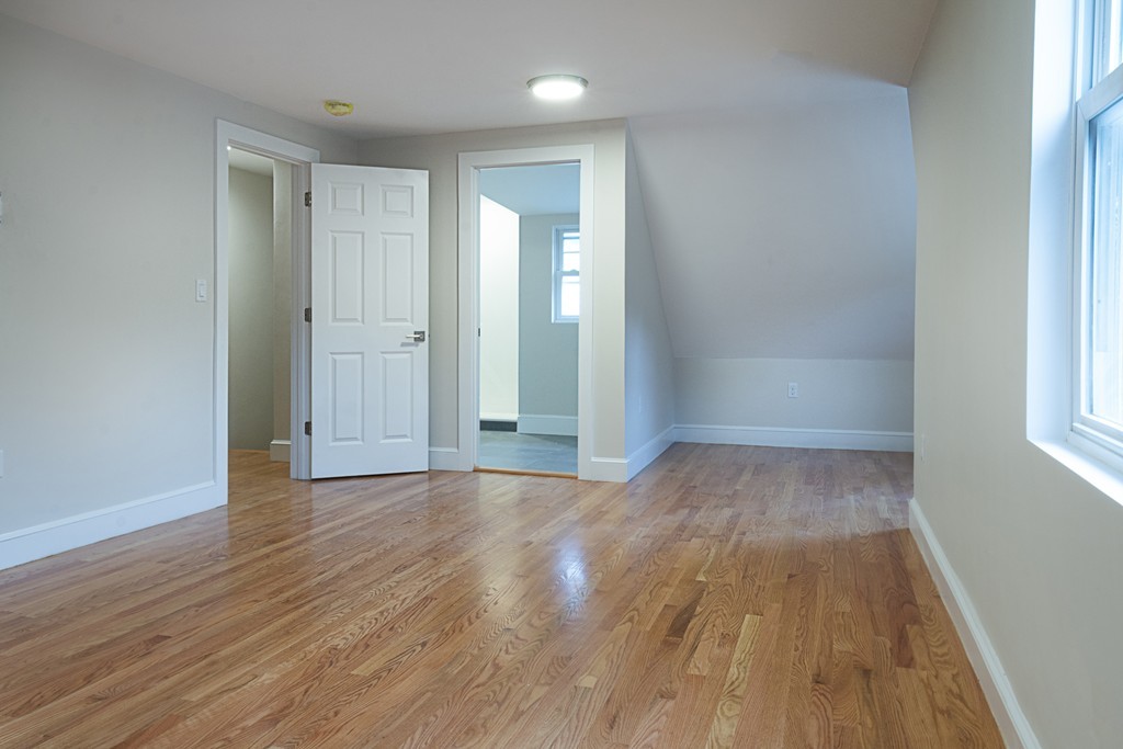 121 Washington Street Wellesley, MA 02481 - Photo 12 of 36