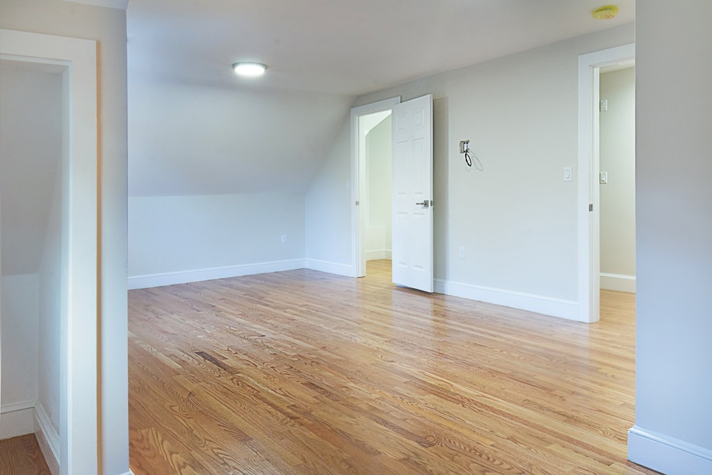 121 Washington Street Wellesley, MA 02481 - Photo 14 of 36