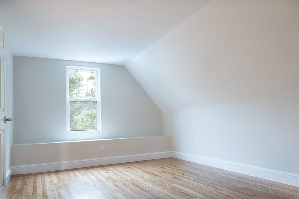 121 Washington Street Wellesley, MA 02481 - Photo 16 of 36