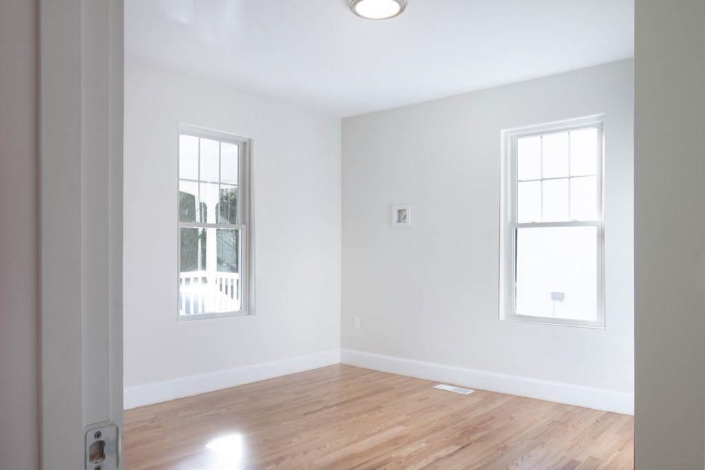 121 Washington Street Wellesley, MA 02481 - Photo 27 of 36