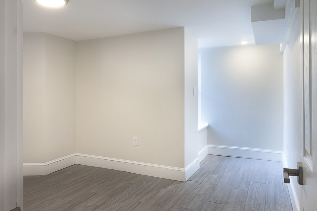 121 Washington Street Wellesley, MA 02481 - Photo 33 of 36