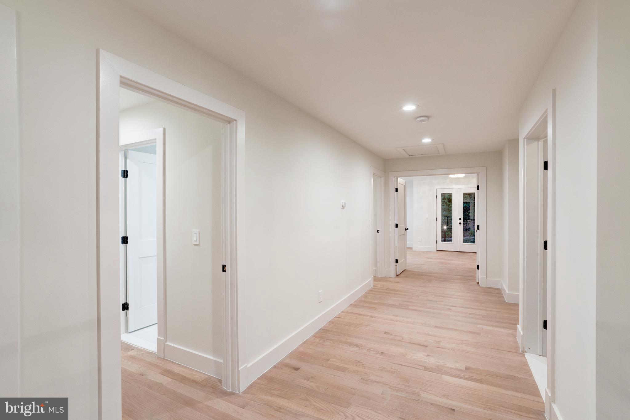 1412 Ruffner Road Alexandria, VA 22302 - Photo 38 of 50 Upper level corridor