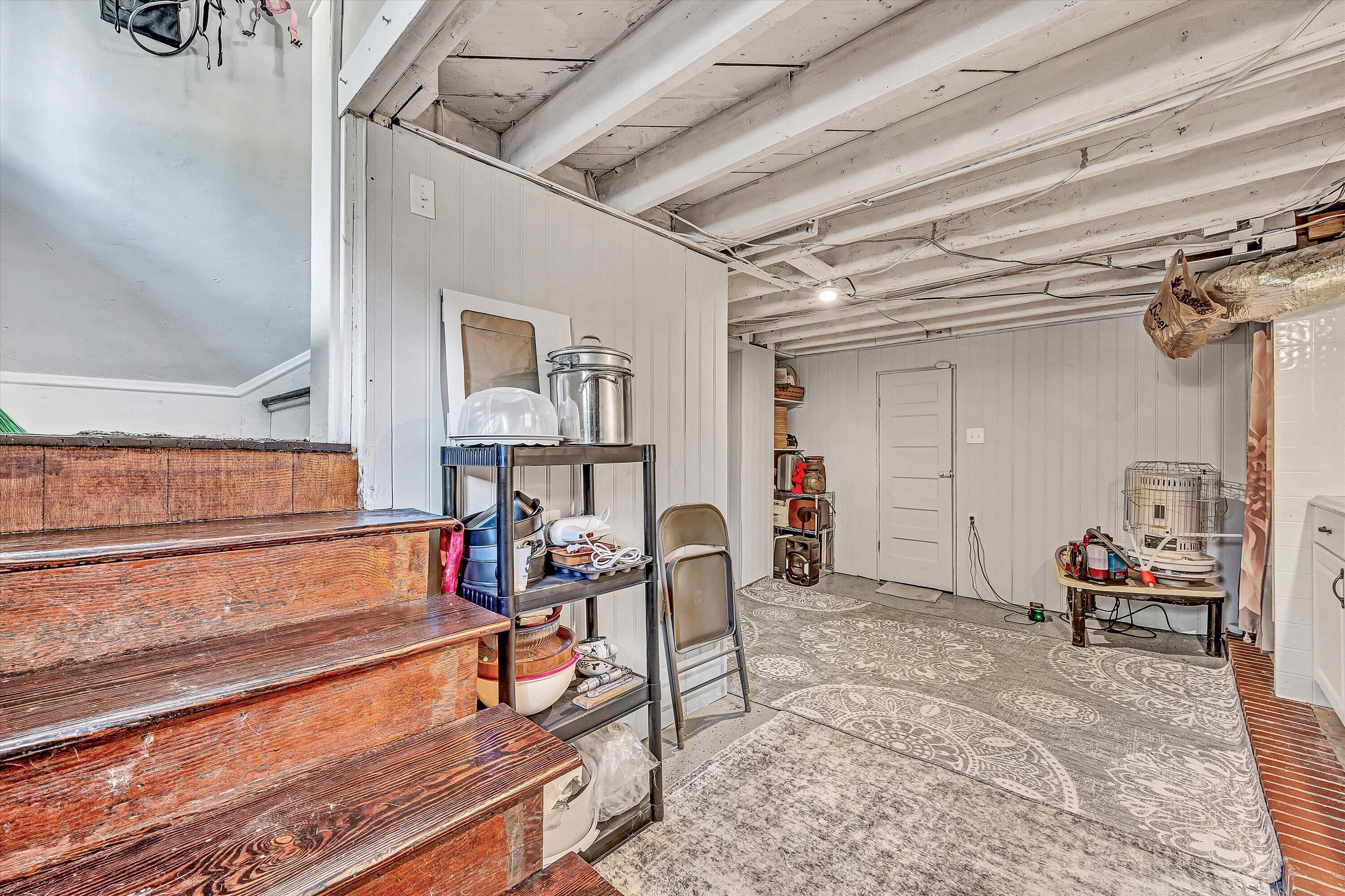 2416 Lofton Road Southwest Roanoke, VA 24015 - Photo 26 of 54 29-DSC06790