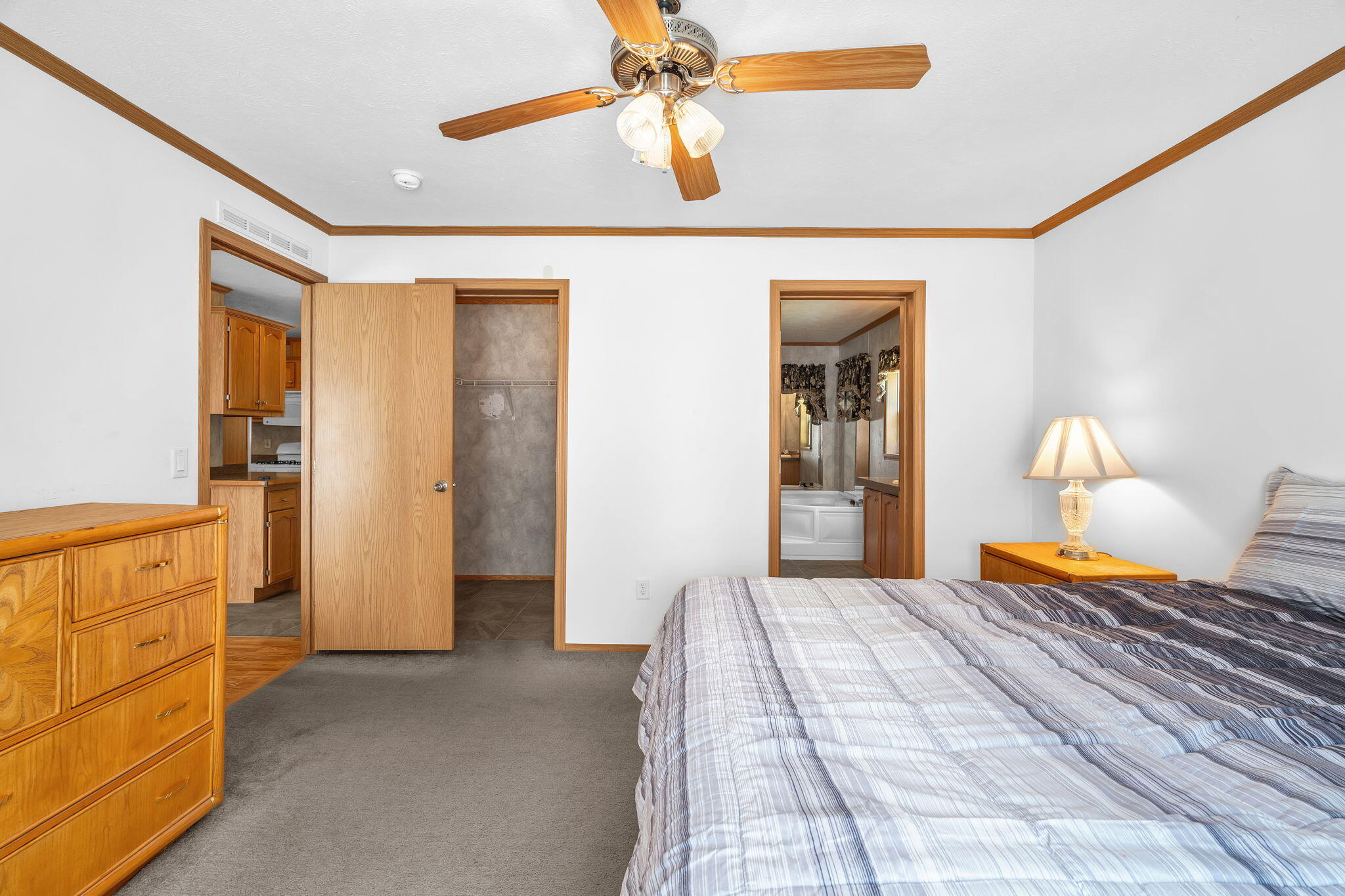 2392 Hudson Road Hudson, ME 04449 - Photo 17 of 77