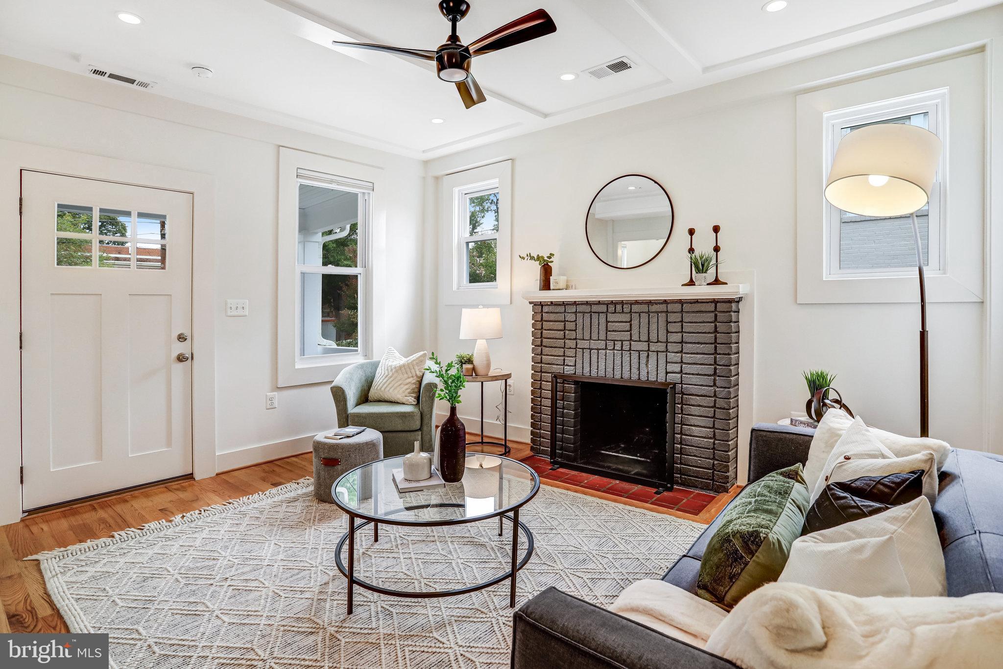 12 Nicholson Street Northwest Washington, DC 20011 - Photo 5 of 45