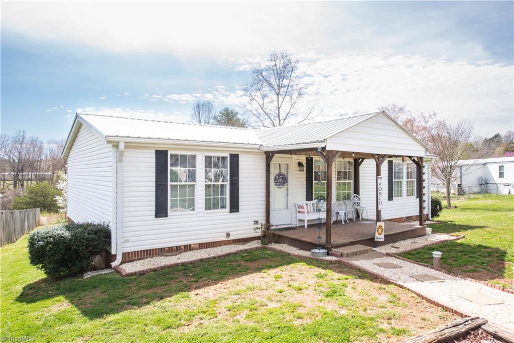 1060 Clayton Road Pinnacle, NC 27043 - Photo 23 of 26