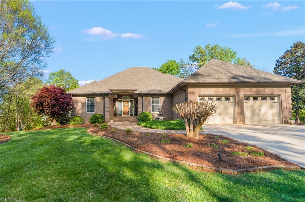1605 Tower Road Thomasville, NC 27360 - Photo 1 of 49