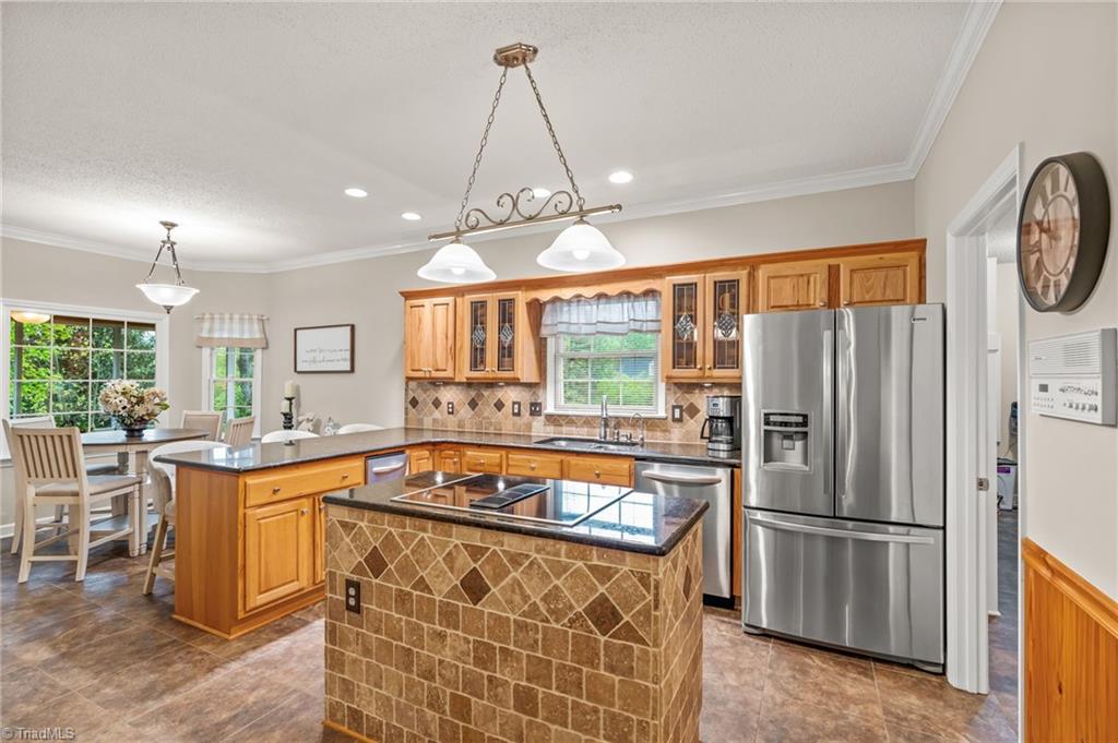 1605 Tower Road Thomasville, NC 27360 - Photo 13 of 49