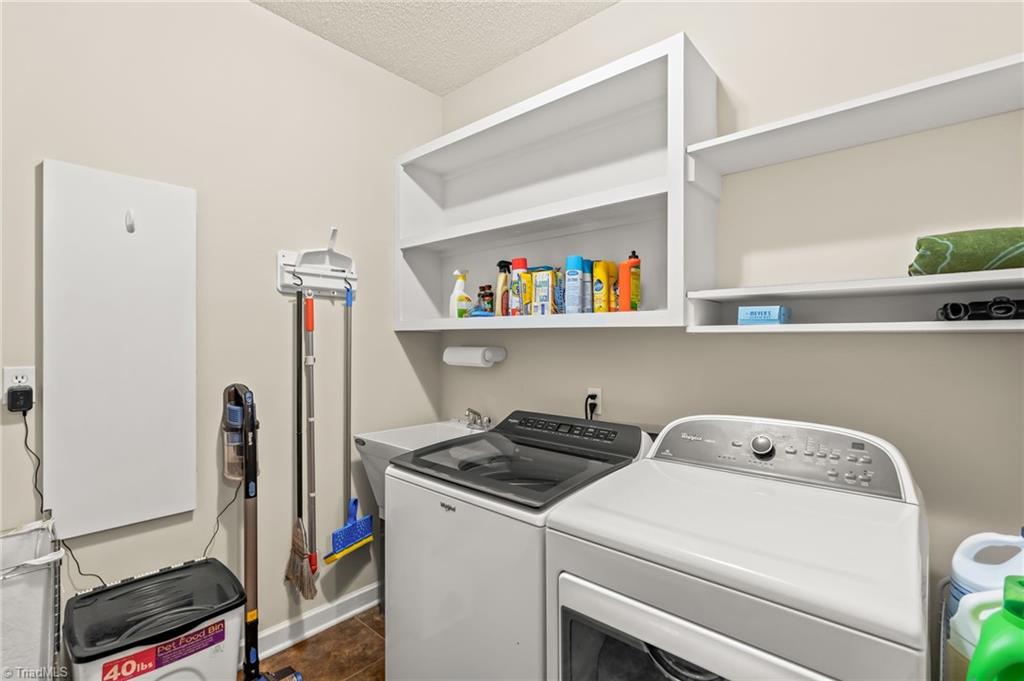 1605 Tower Road Thomasville, NC 27360 - Photo 24 of 49