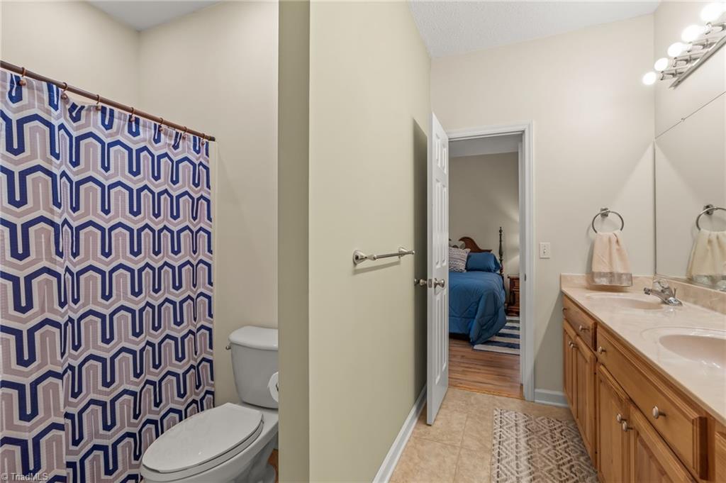 1605 Tower Road Thomasville, NC 27360 - Photo 26 of 49