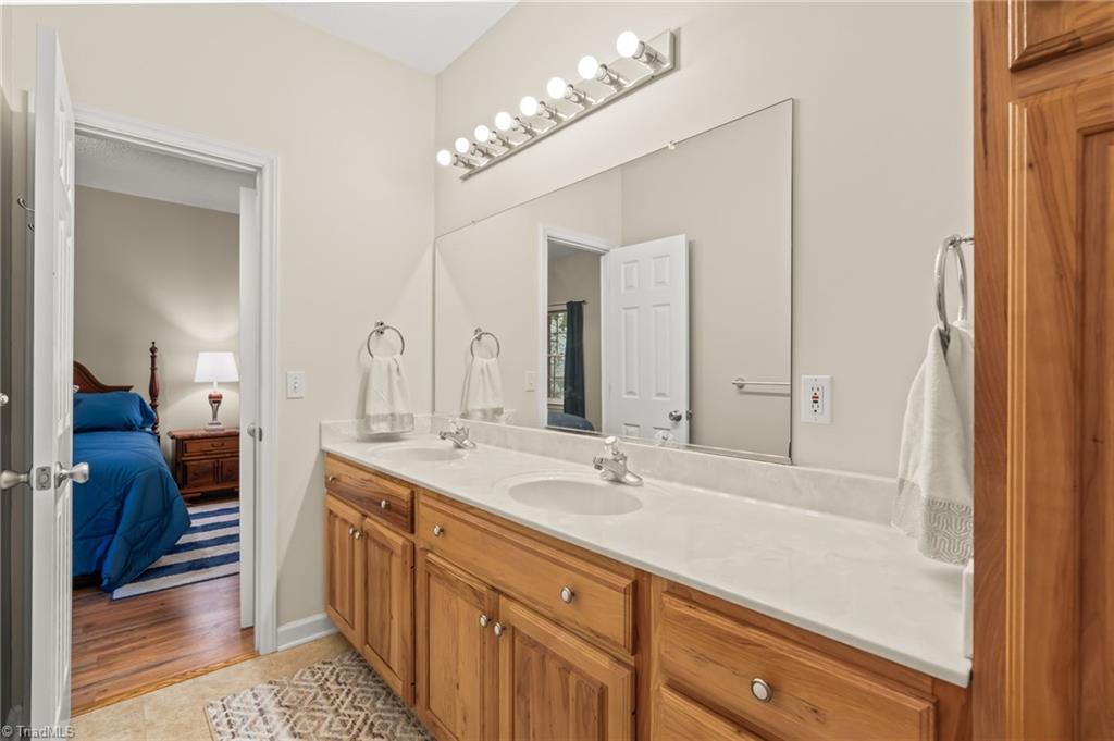 1605 Tower Road Thomasville, NC 27360 - Photo 27 of 49