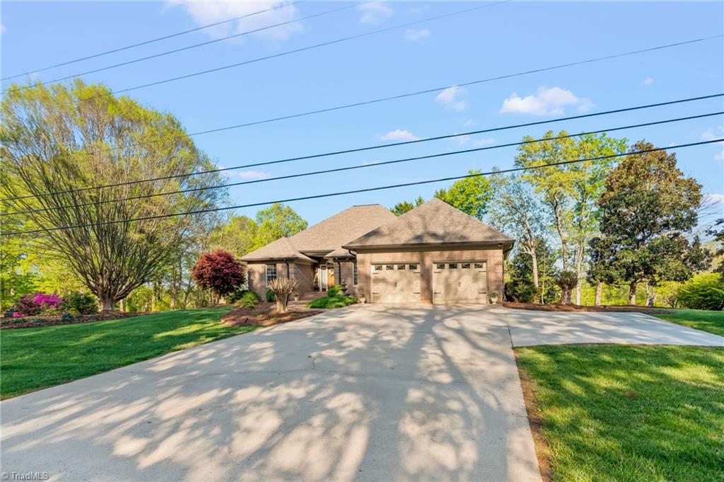 1605 Tower Road Thomasville, NC 27360 - Photo 4 of 49