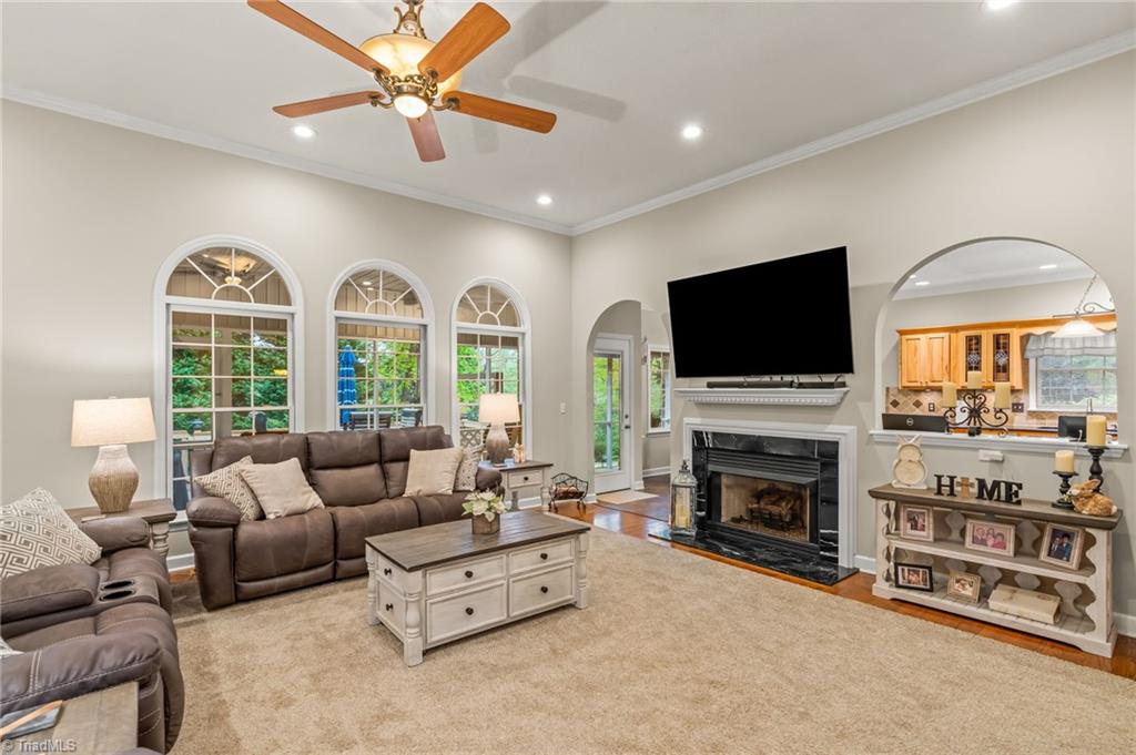 1605 Tower Road Thomasville, NC 27360 - Photo 8 of 49