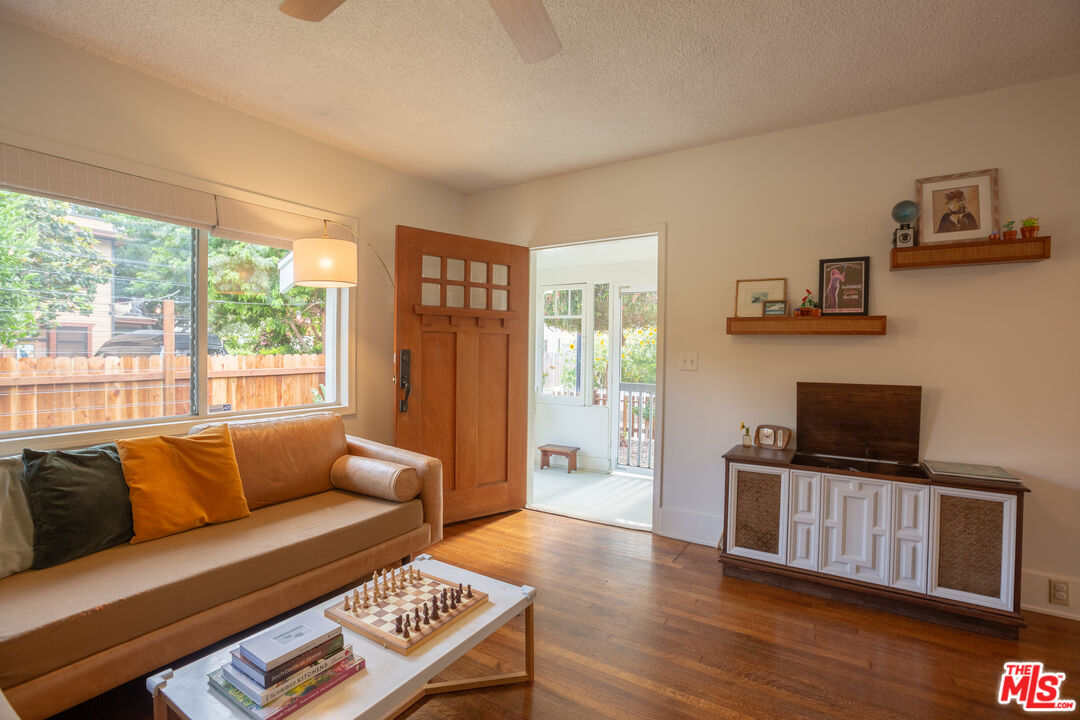 732 North Toledo Walk Long Beach, CA 90813 - Photo 18 of 65