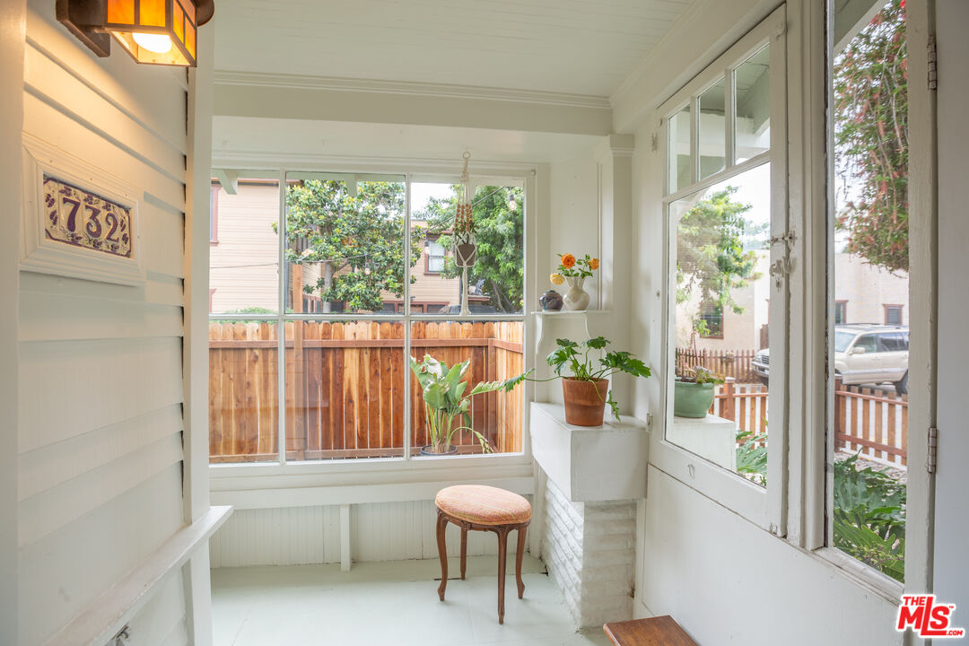 732 North Toledo Walk Long Beach, CA 90813 - Photo 3 of 65