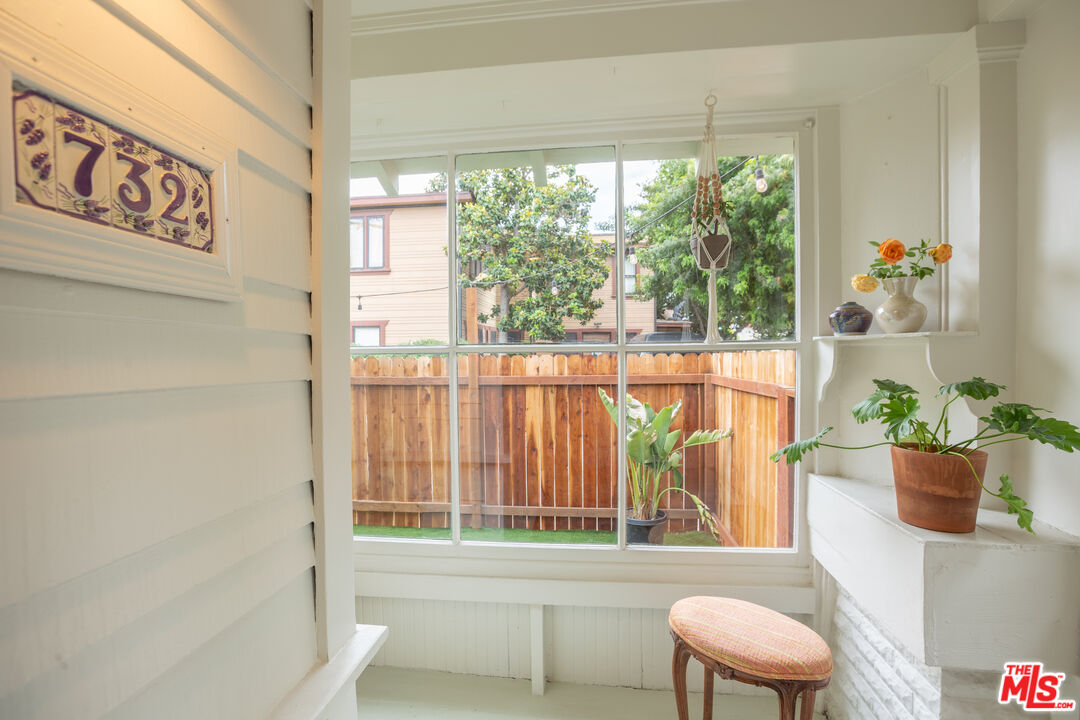 732 North Toledo Walk Long Beach, CA 90813 - Photo 6 of 65