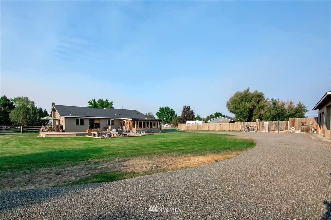 1905 Tolman Road Ellensburg, WA 98926 - Photo 11 of 38 Gallery Image 11