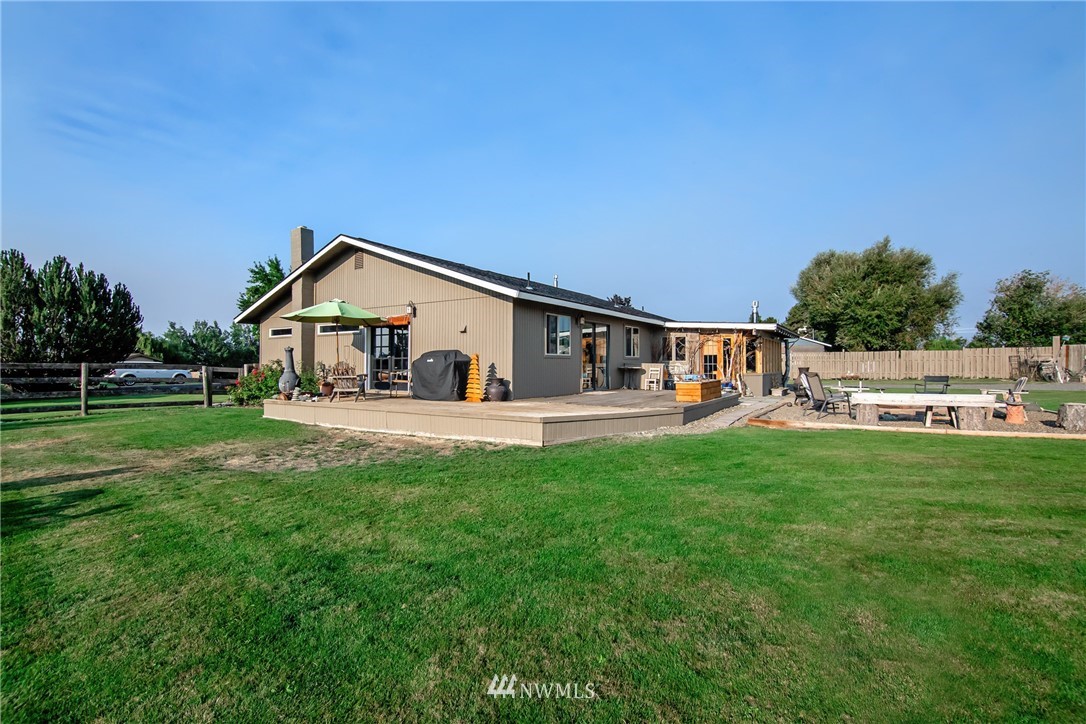 1905 Tolman Road Ellensburg, WA 98926 - Photo 4 of 38 Gallery Image 4