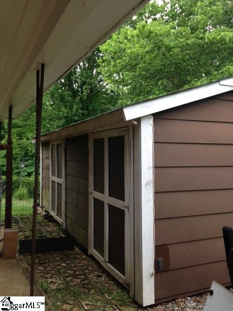 2810 State Park Road Greenville, SC 29609 - Photo 33 of 36