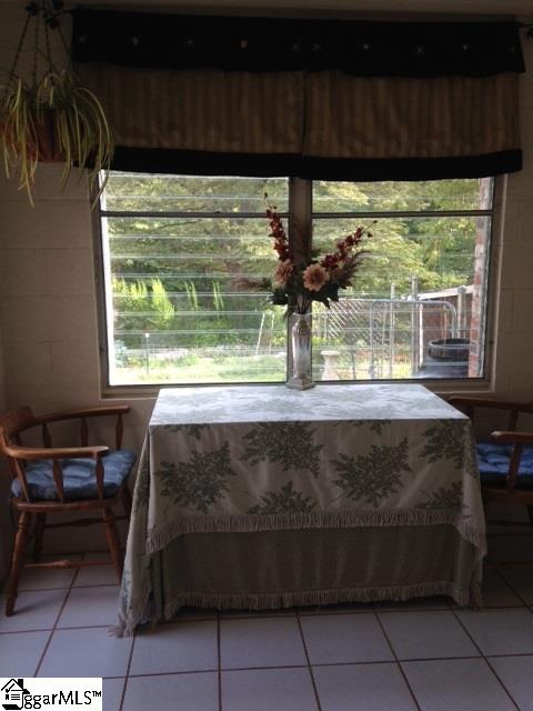 2810 State Park Road Greenville, SC 29609 - Photo 6 of 36