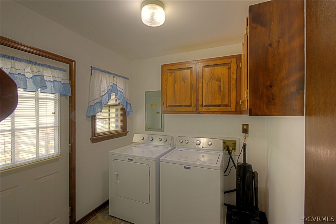 5804 Elfinwood Road Chester, VA 23831 - Photo 15 of 26 Gallery Image 15