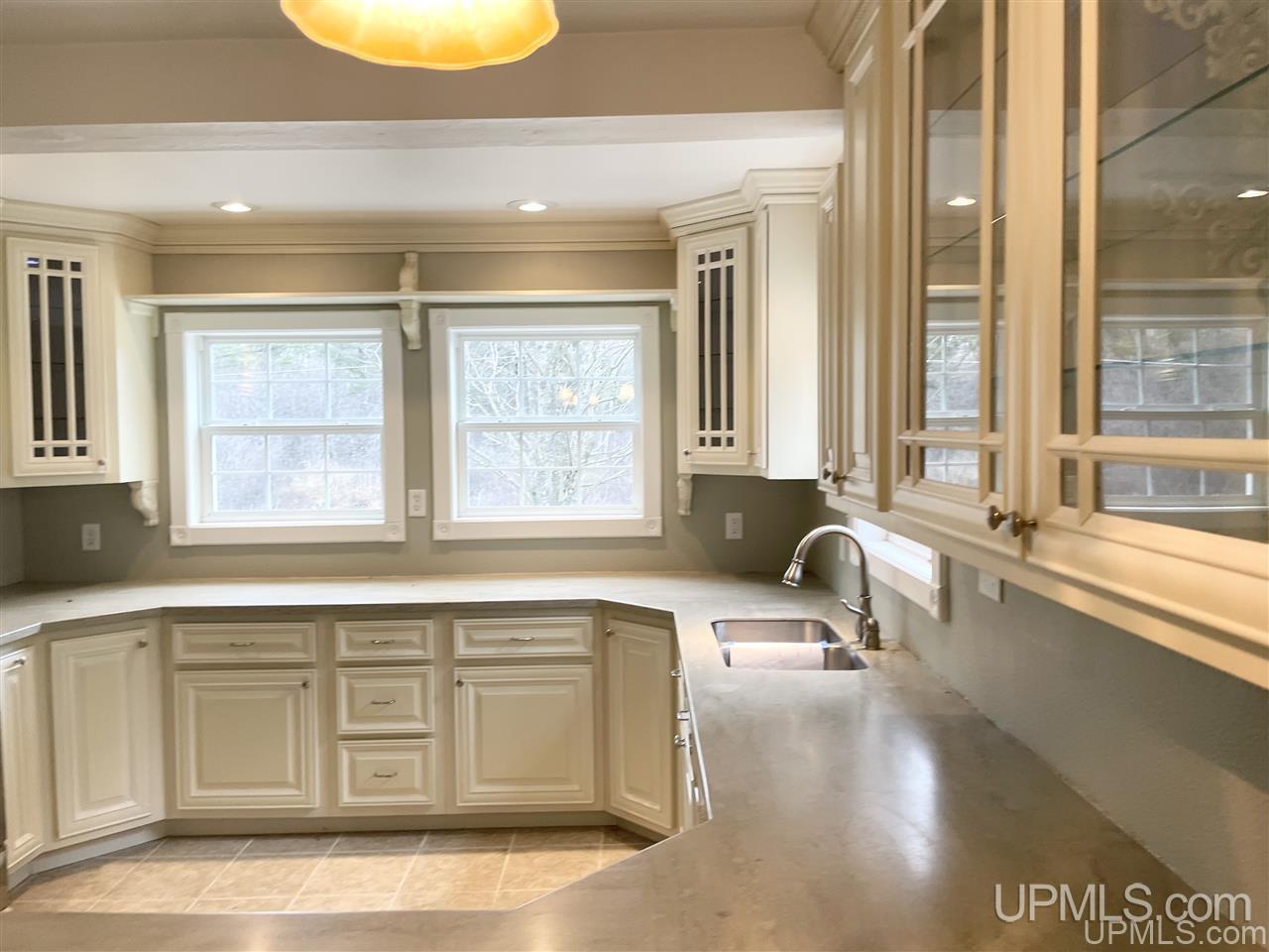 5647 23.5 Road Gladstone, MI 49837 - Photo 27 of 49 Gallery Image 27