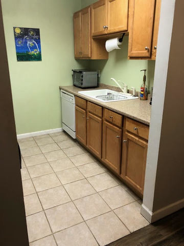 114 East Bailey Road, Unit D Naperville, IL 60565 - Photo 7 of 15